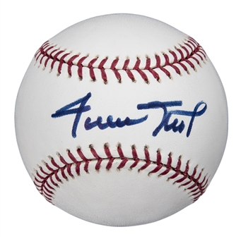 Willie Mays Autographed OML Selig Baseball (JSA)